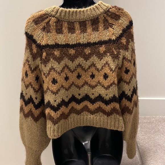 Woman’s ZARA Wooly Sweater, Size Small - Picture 2 of 3